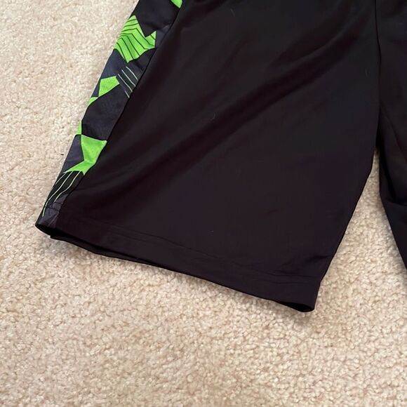 SHIRT AND SHORTS BOY MATCHING SET - Picture 4 of 11